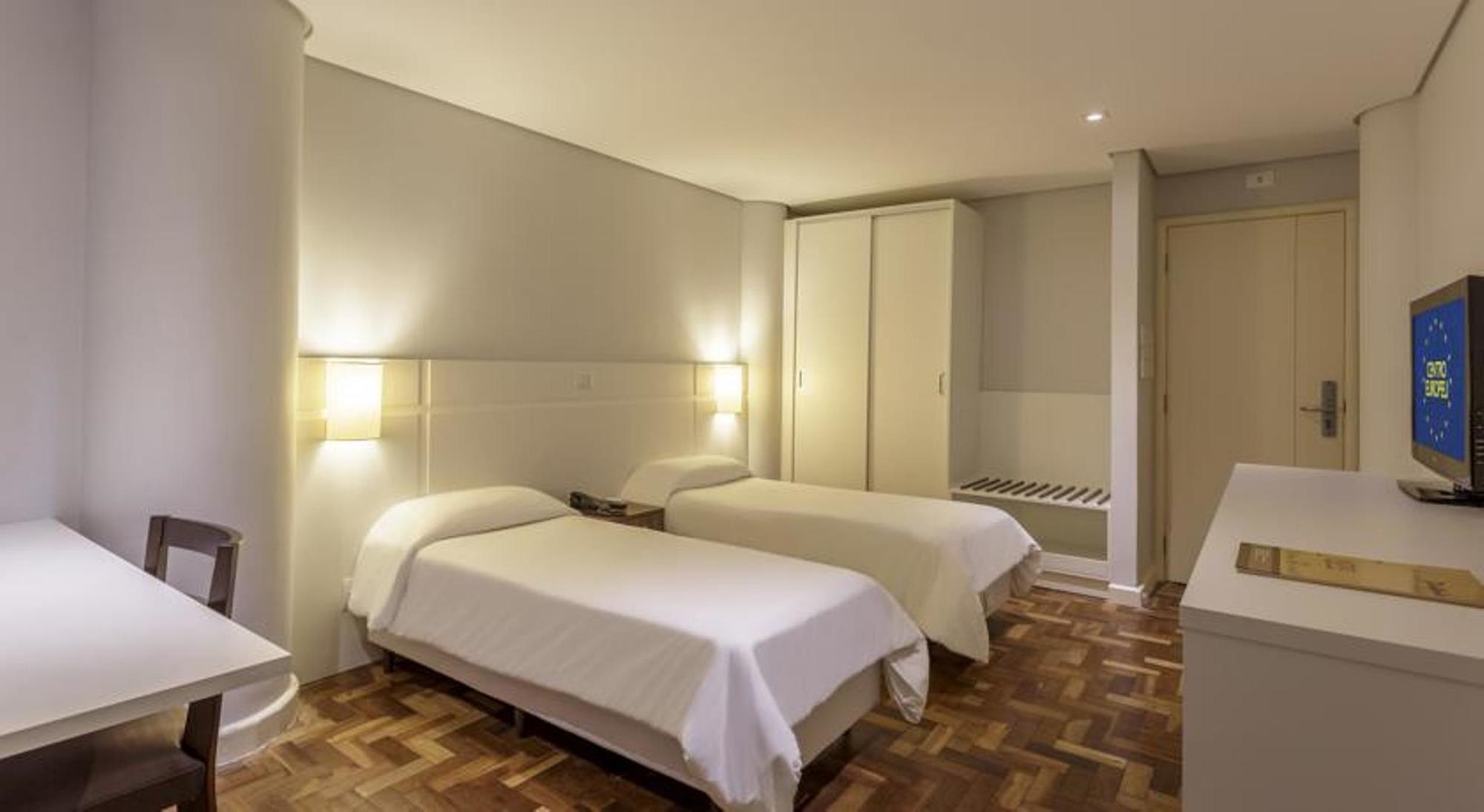 קוריטיבה Hotel Centro Europeu מראה חיצוני תמונה