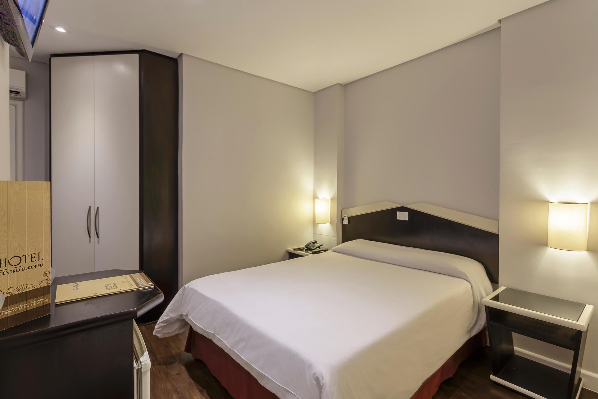 קוריטיבה Hotel Centro Europeu מראה חיצוני תמונה